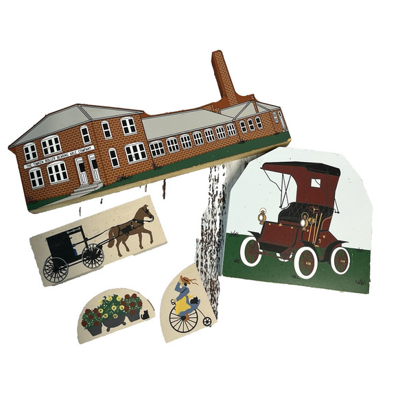 Vintage 5pc Wooden Village Lot Shepherds Heart St. Louis Carriage Timken Co. - Picture 1 of 8